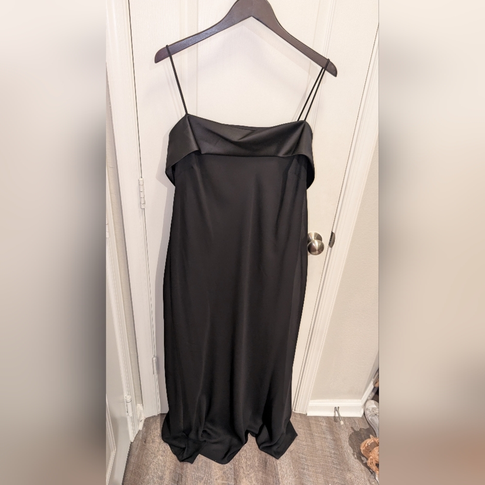 Niki Livas Black Long Evening Gown Size‎ 22